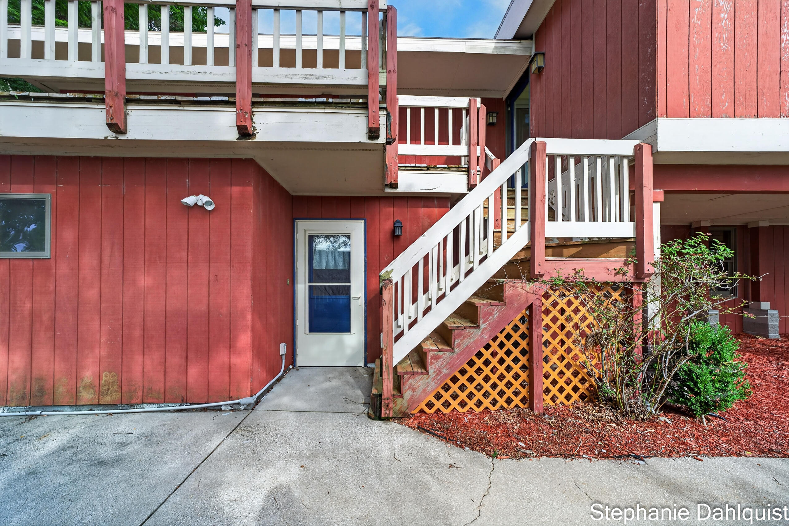 3135 Lakeshore Drive Muskegon MI 49441