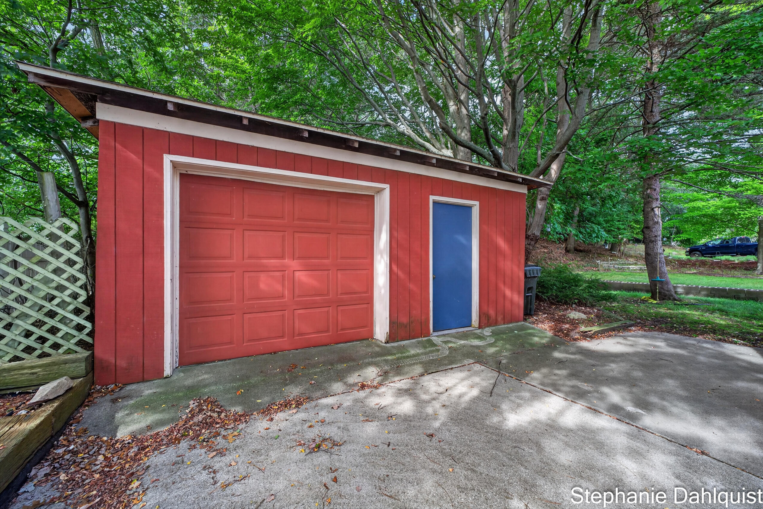 3135 Lakeshore Drive Muskegon MI 49441