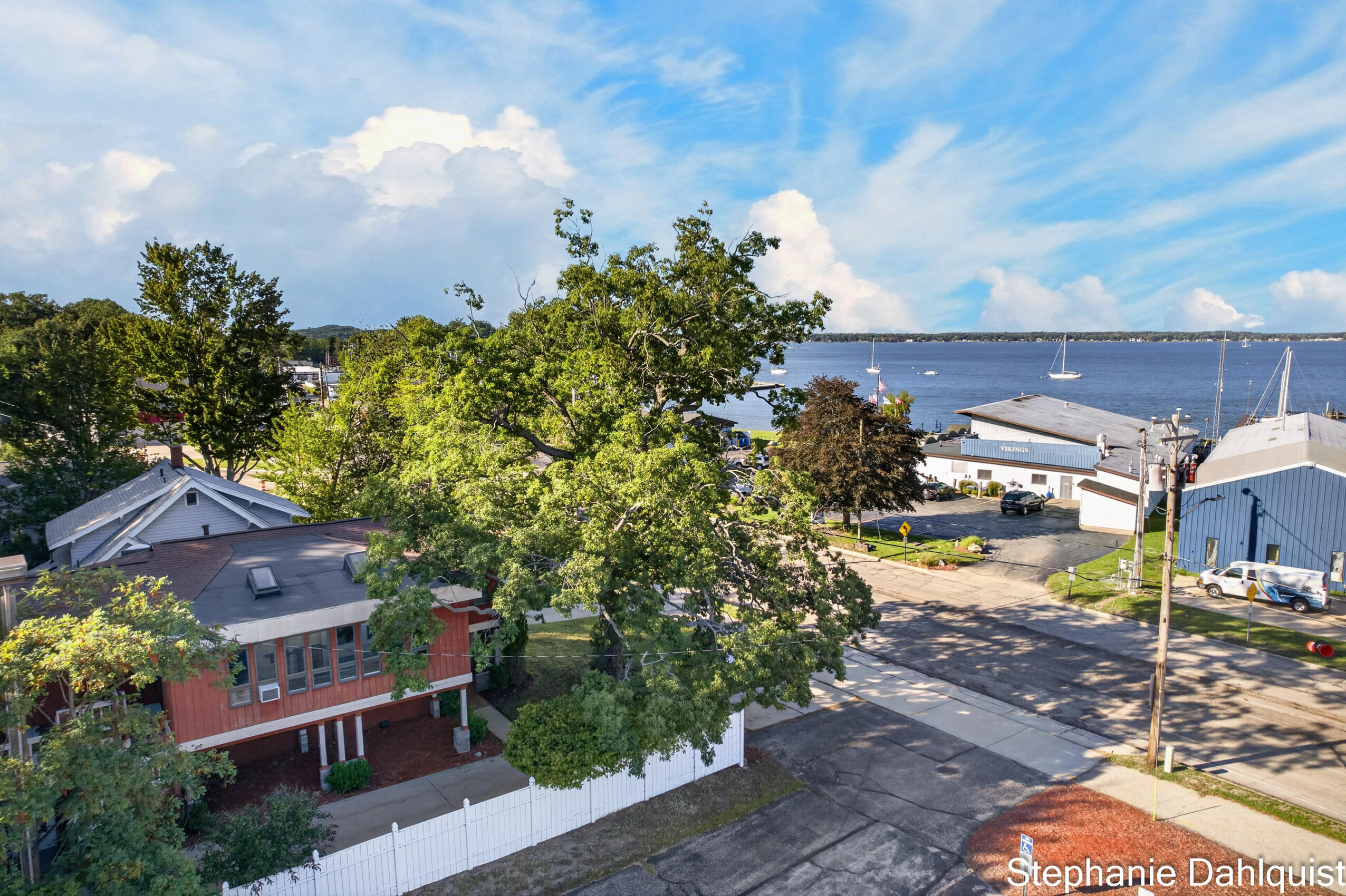 3135 Lakeshore Drive Muskegon MI 49441