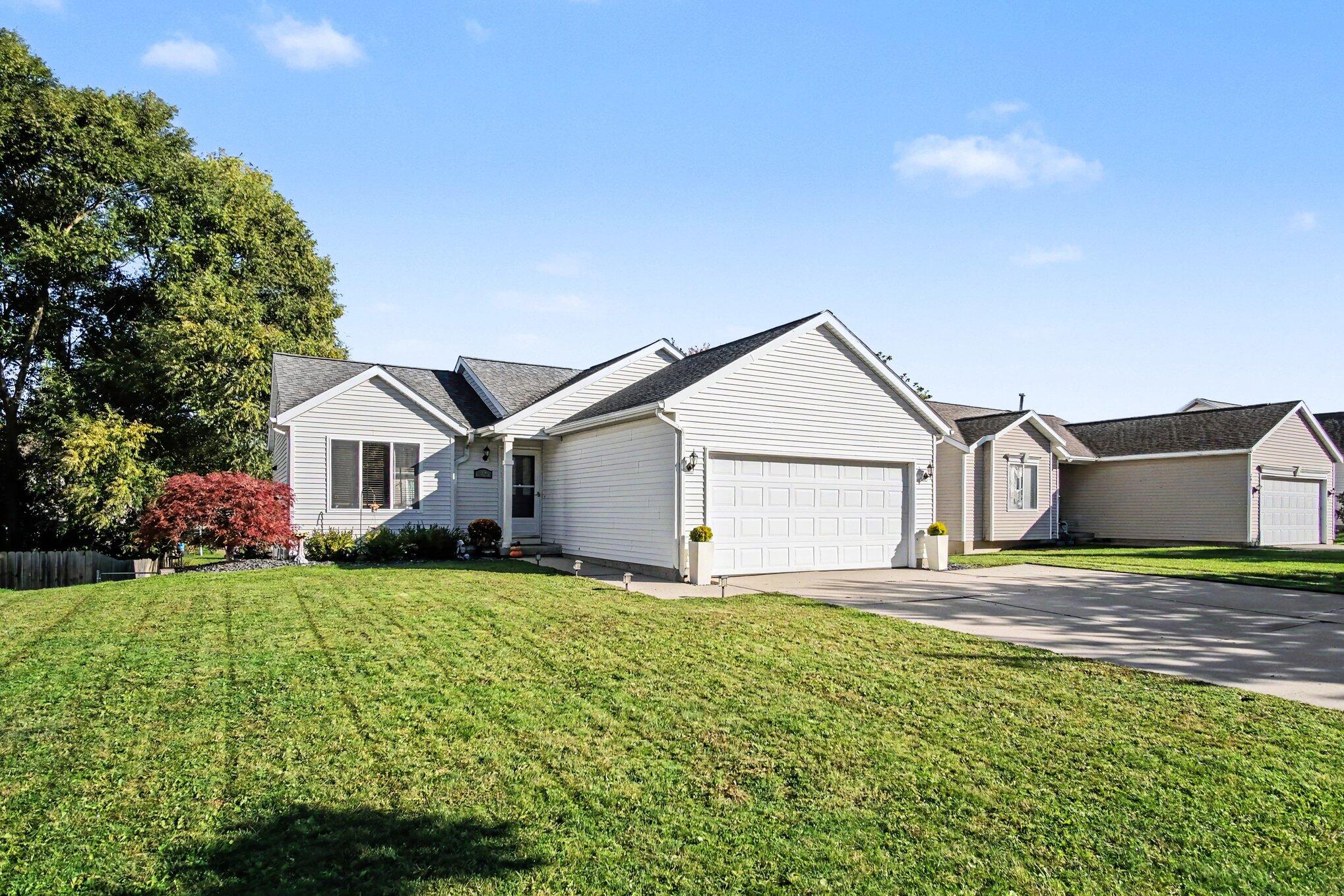 3023 Stonewood Street NW Grand Rapids MI 49504