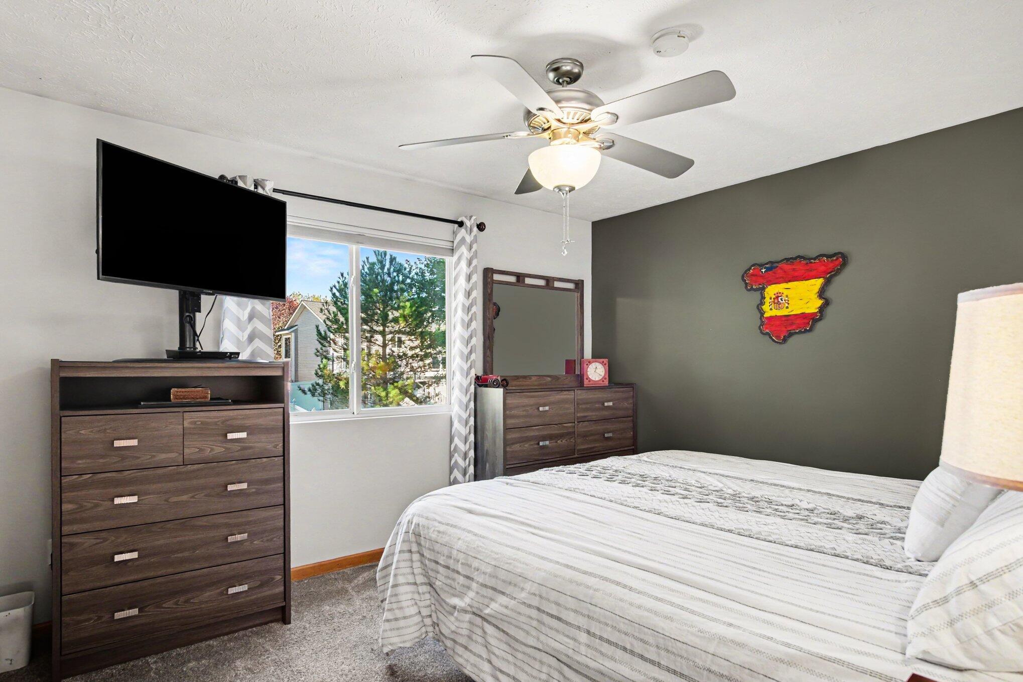 3023 Stonewood Street NW Grand Rapids MI 49504