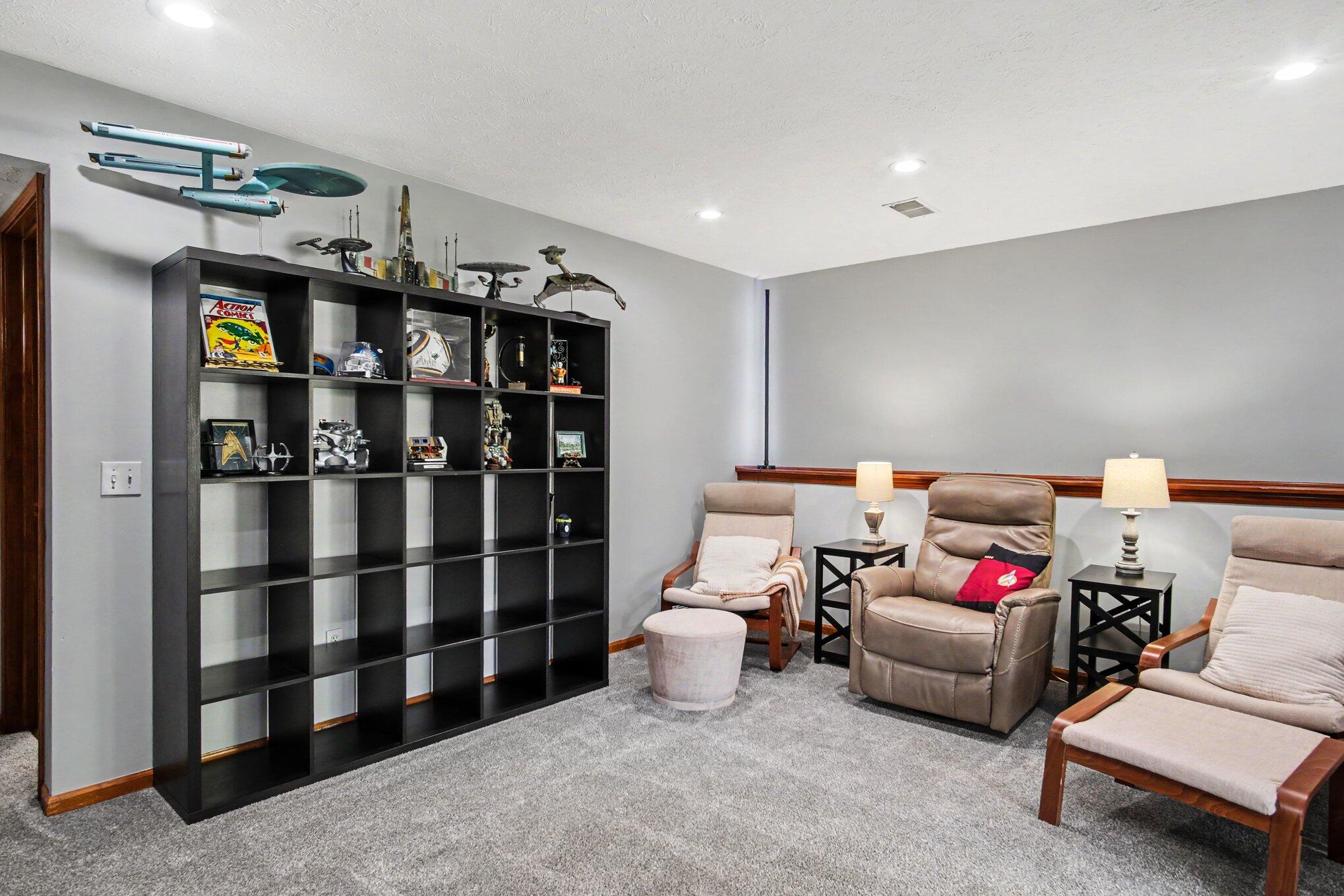 3023 Stonewood Street NW Grand Rapids MI 49504