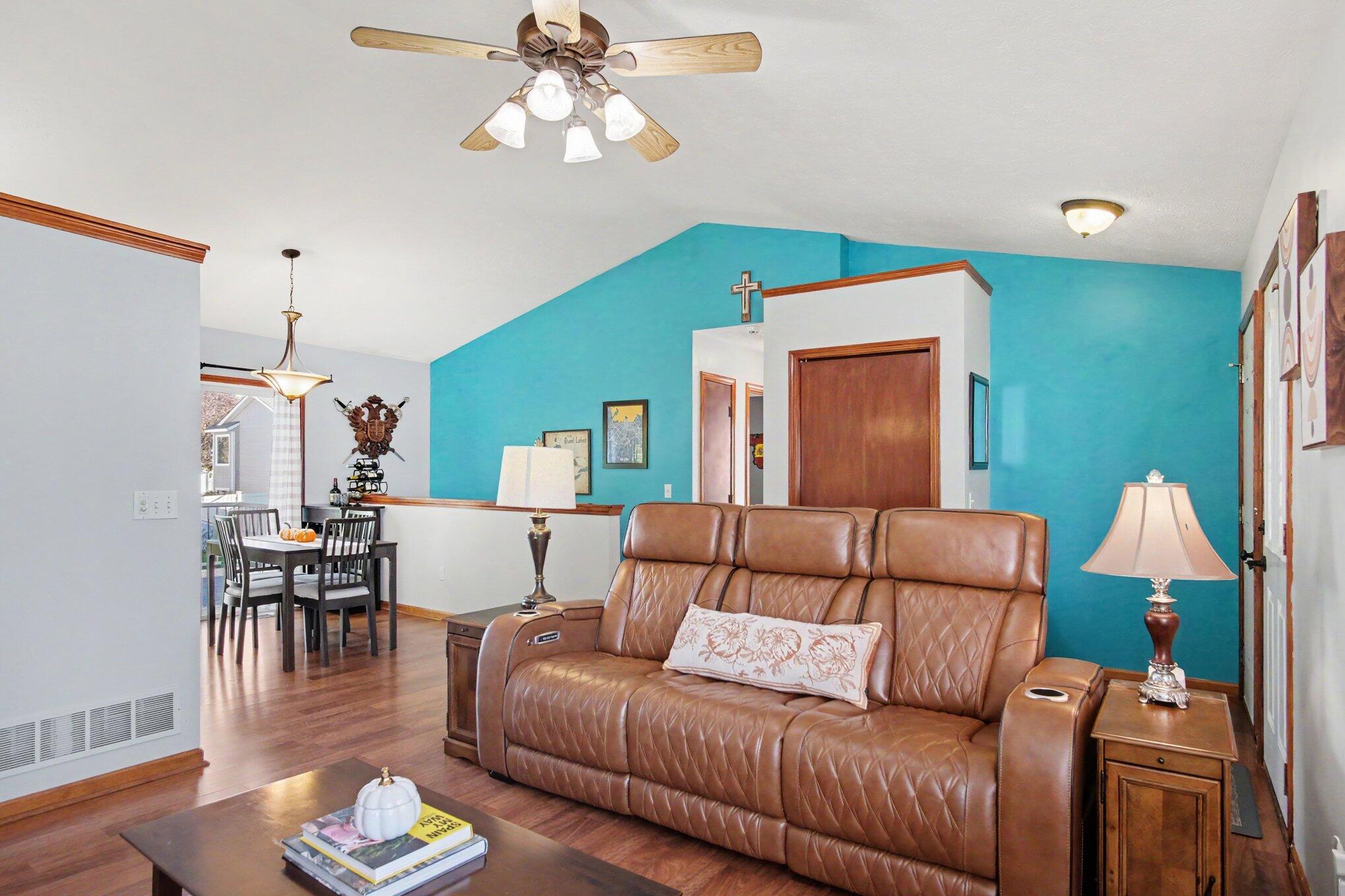3023 Stonewood Street NW Grand Rapids MI 49504