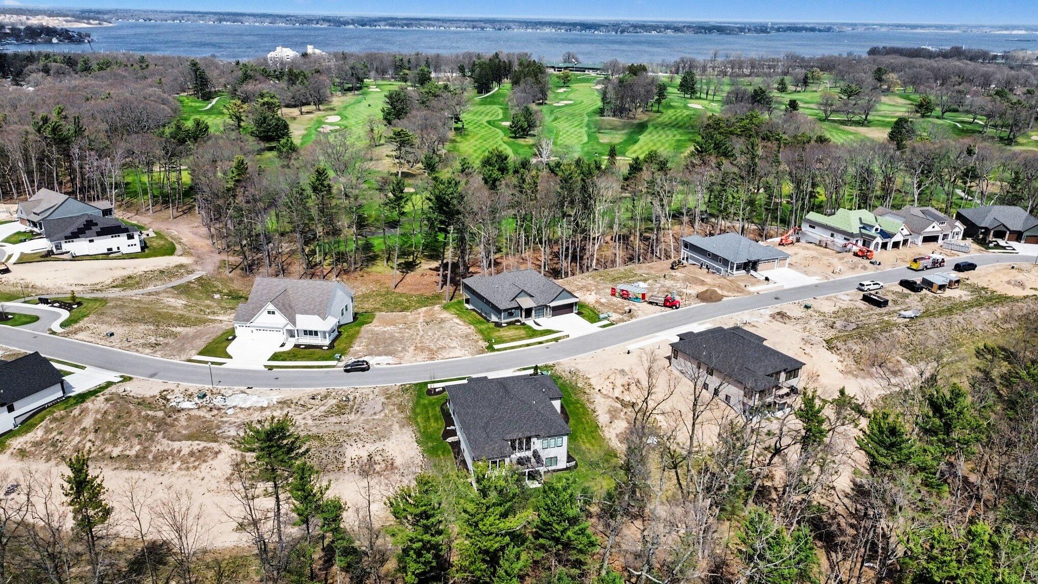 2897 Duneside Trail Muskegon MI 49441