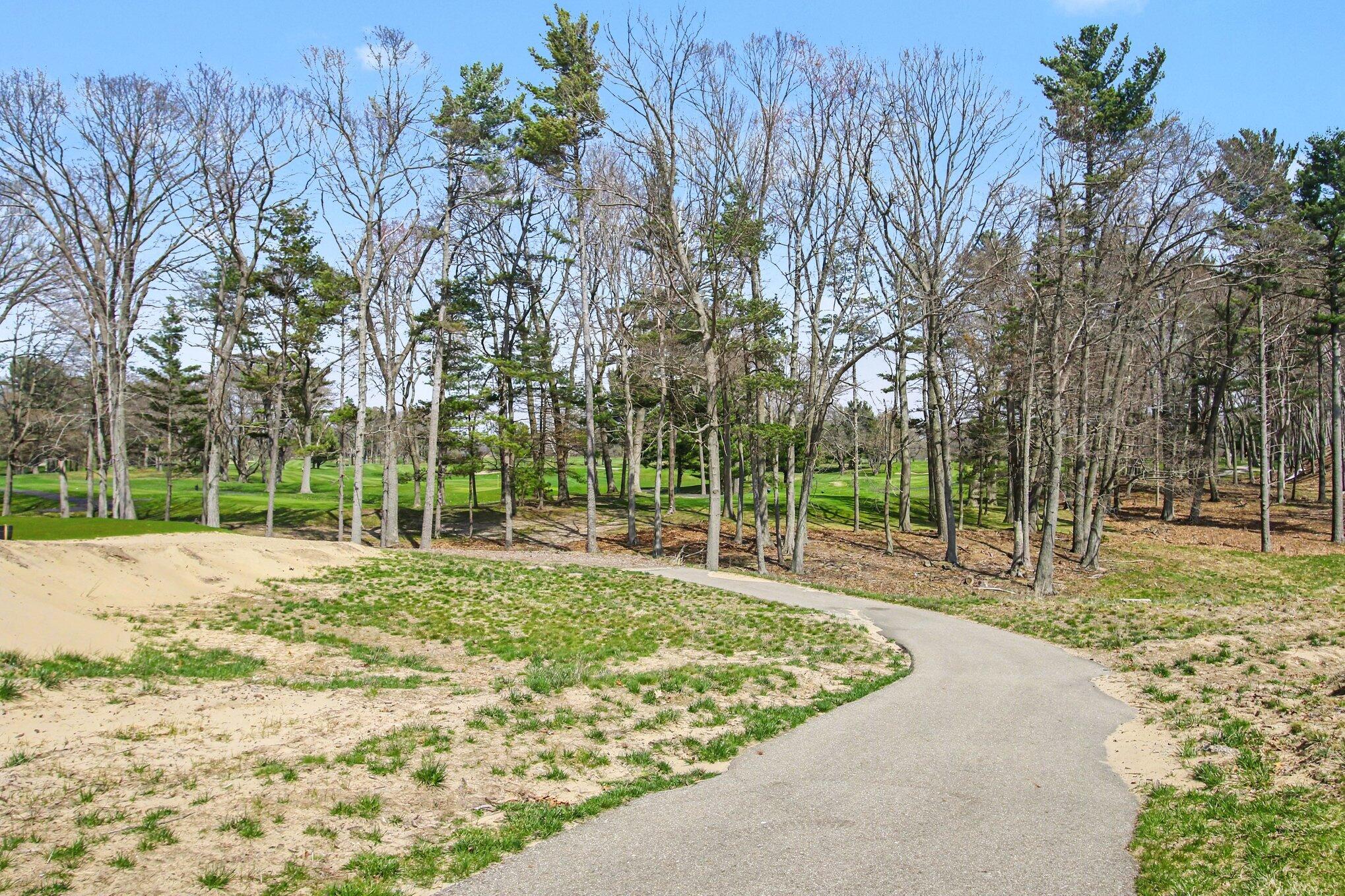 2897 Duneside Trail Muskegon MI 49441