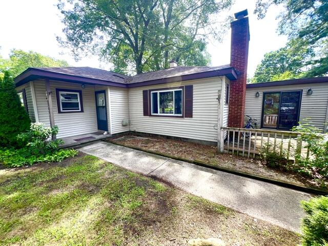 2063 S Manitou Circle Norton Shores MI 49441