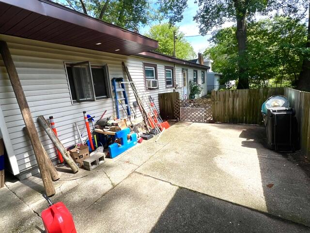 2063 S Manitou Circle Norton Shores MI 49441