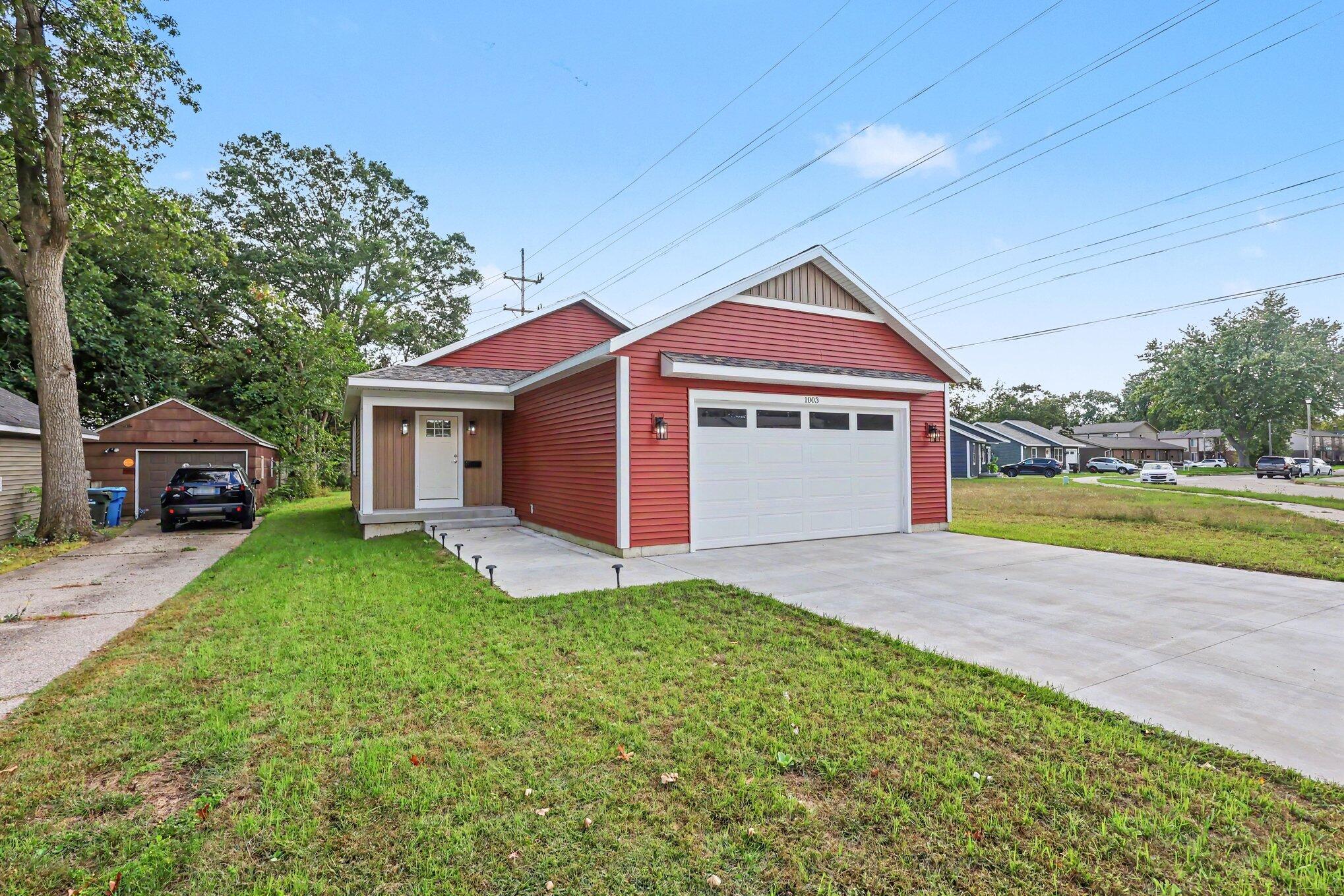 1003 Ducey Avenue Muskegon MI 49442