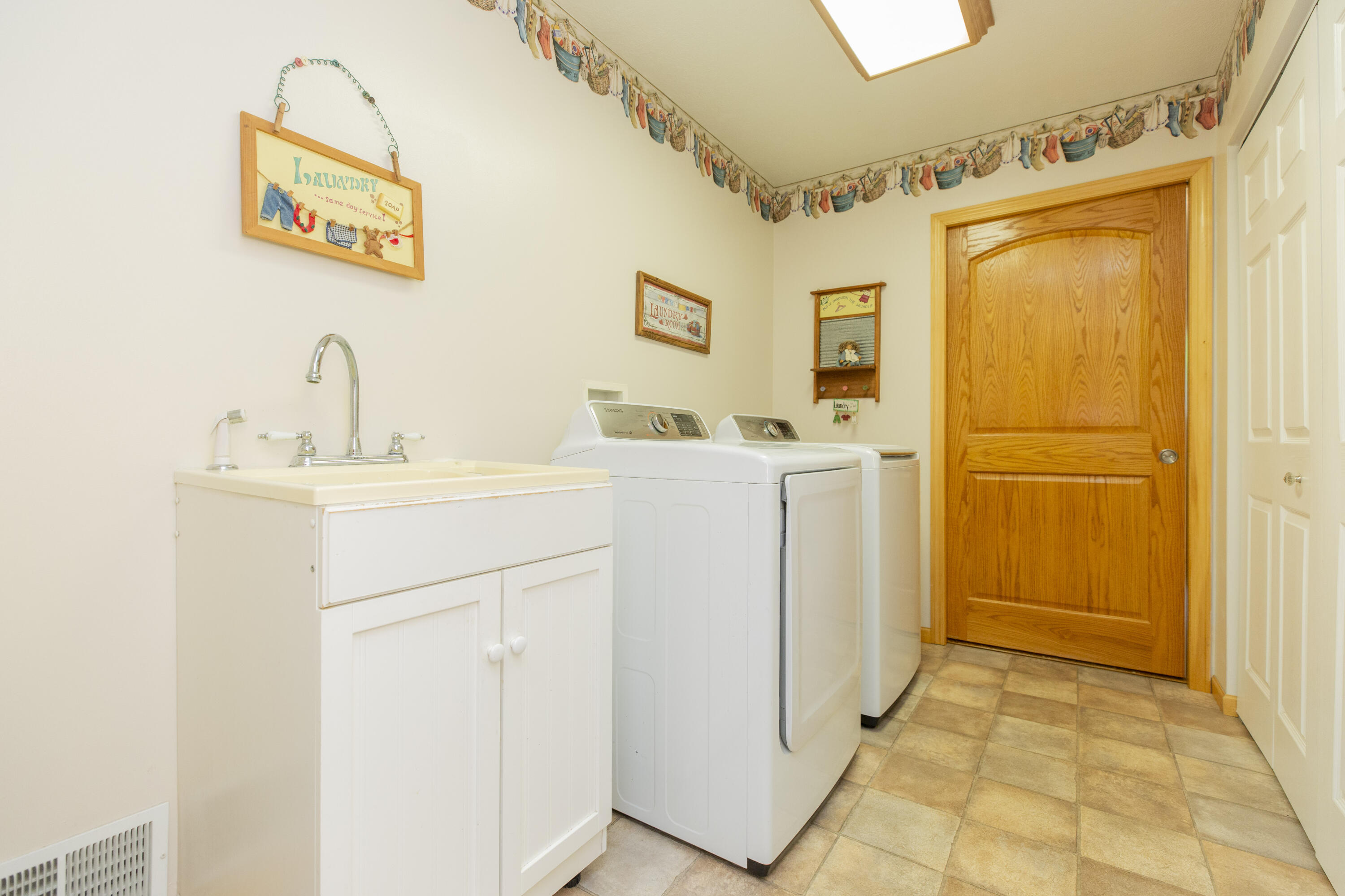 15797 Hillside Drive Vandalia MI 49095