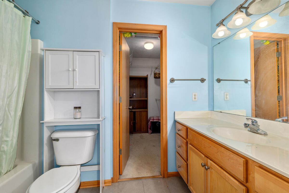 3711 Cedar Landing Drive SE Grand Rapids MI 49512
