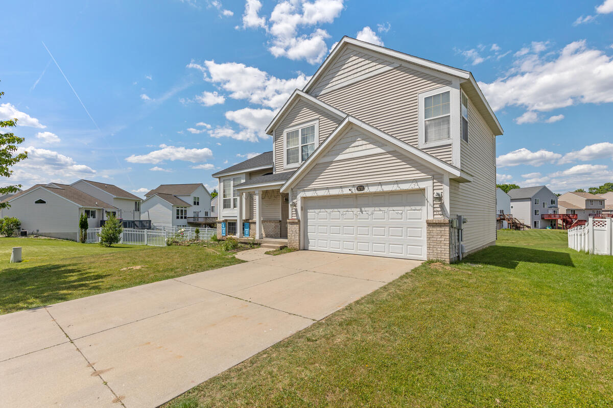 3711 Cedar Landing Drive SE Grand Rapids MI 49512