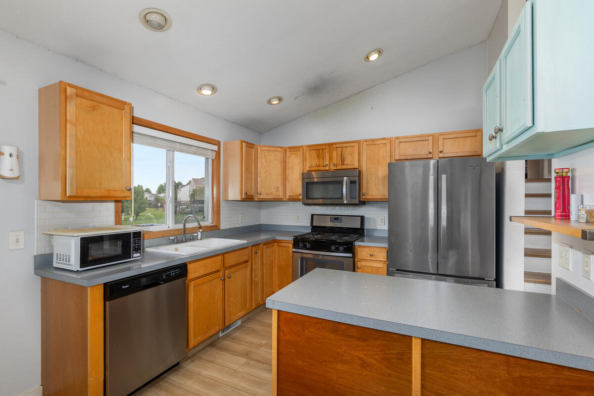 3711 Cedar Landing Drive SE Grand Rapids MI 49512