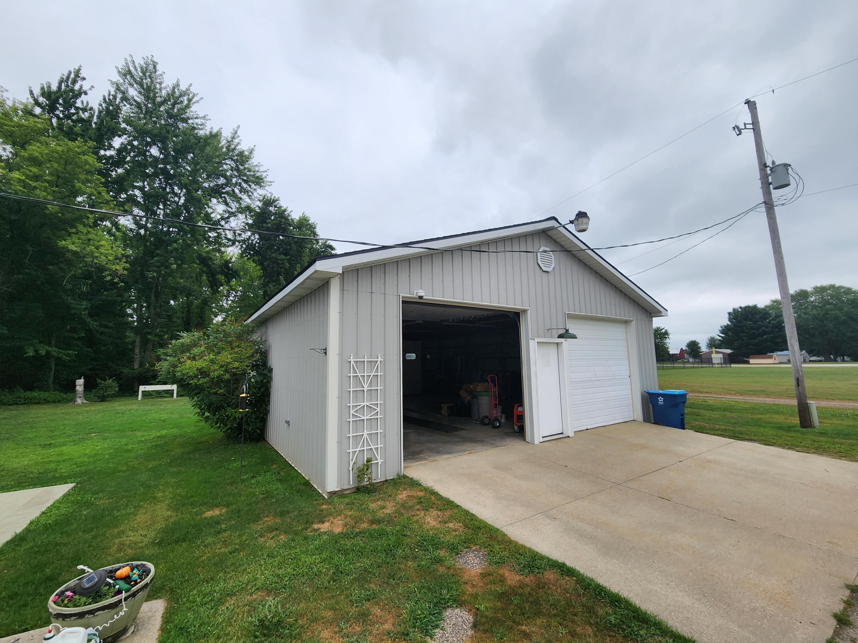 1841 135th Avenue Hopkins MI 49328