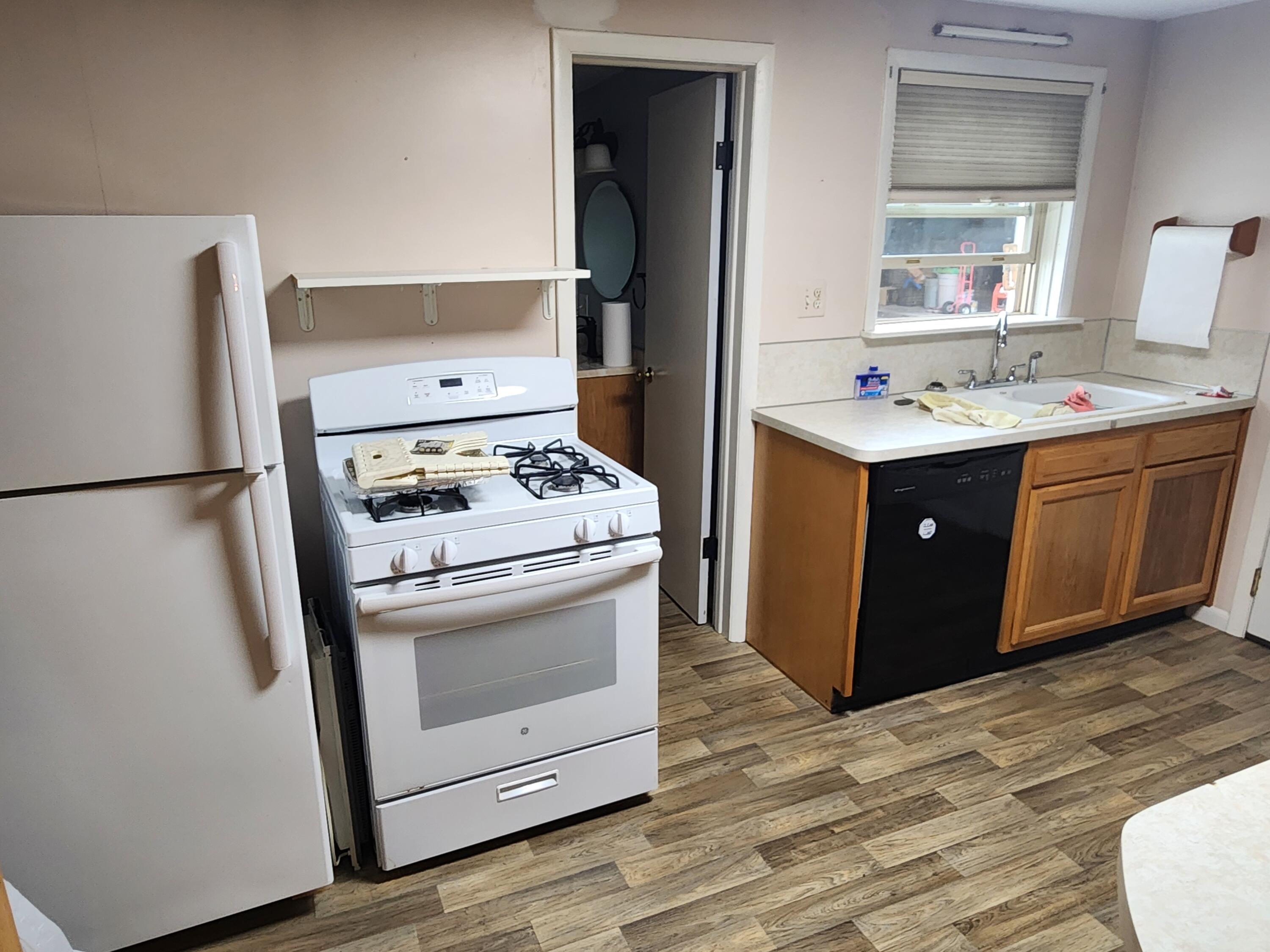 1841 135th Avenue Hopkins MI 49328