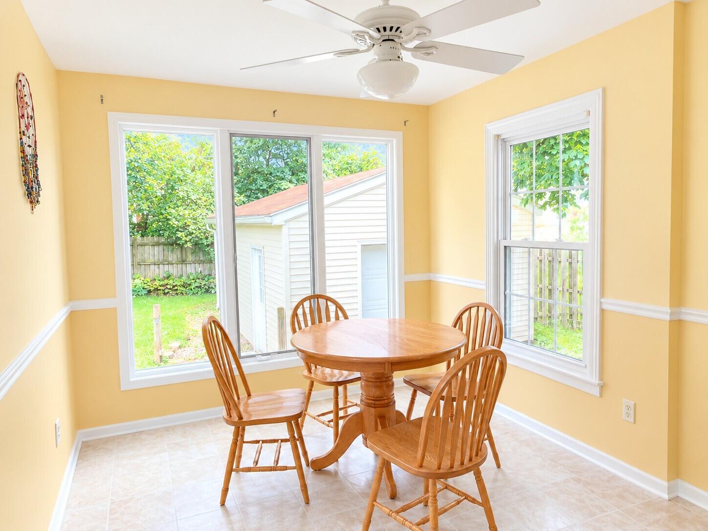 1822 Mayfair Drive NE Grand Rapids MI 49503