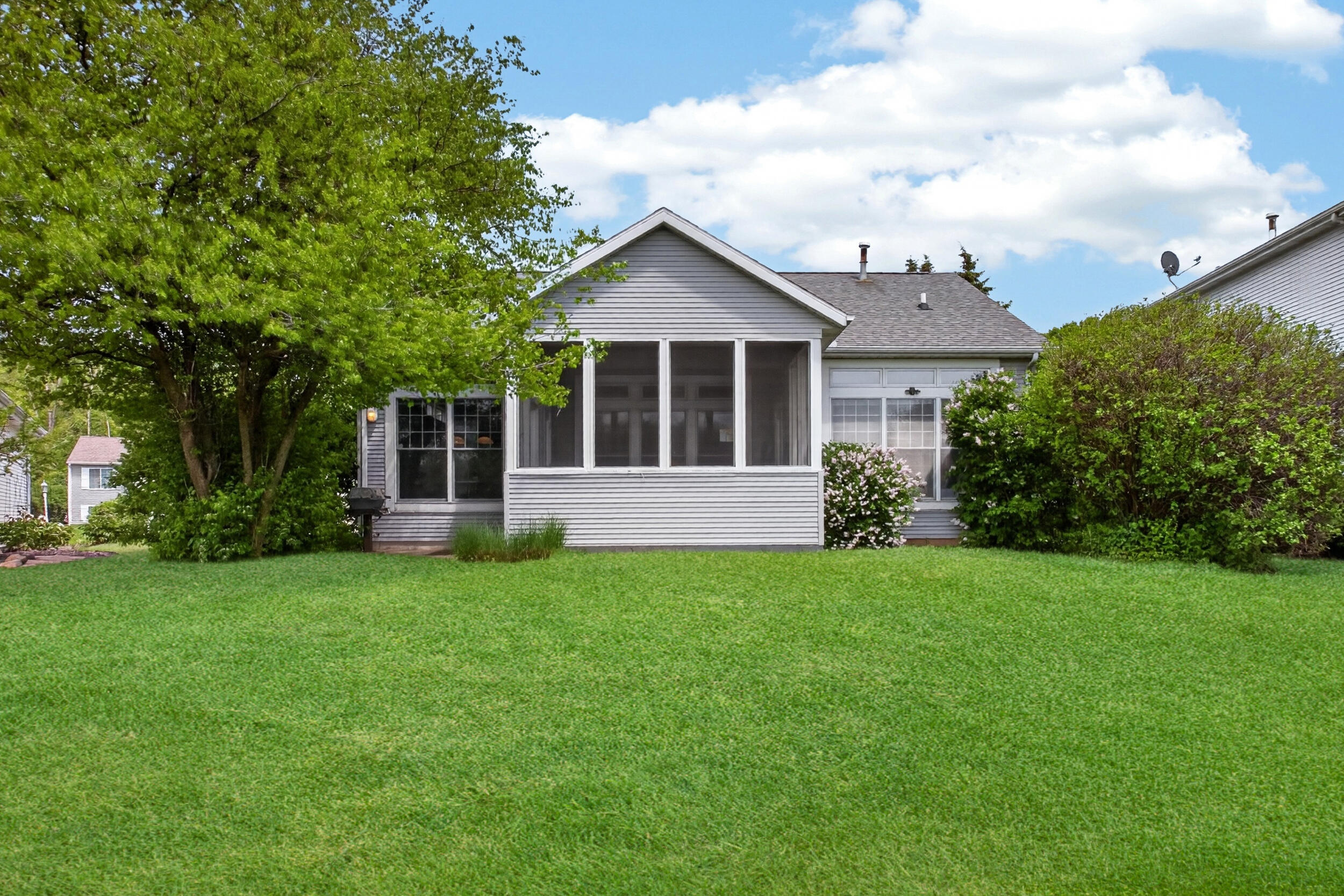 604 N Cygnet Lake Drive Benton Harbor MI 49022