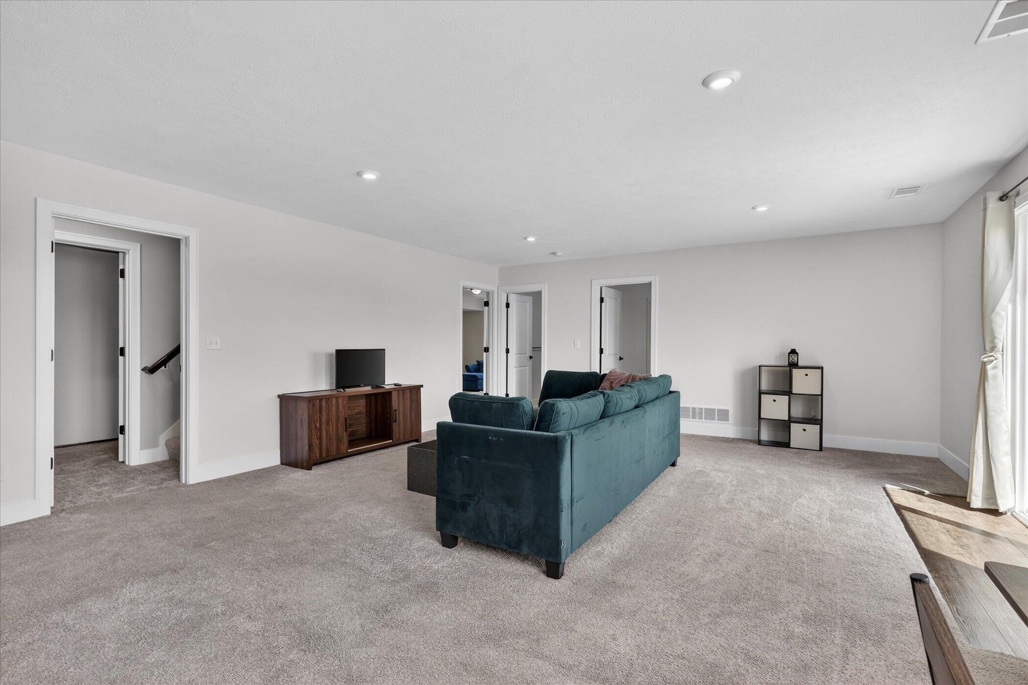 5832 Thornapple River Drive SE Grand Rapids MI 49512