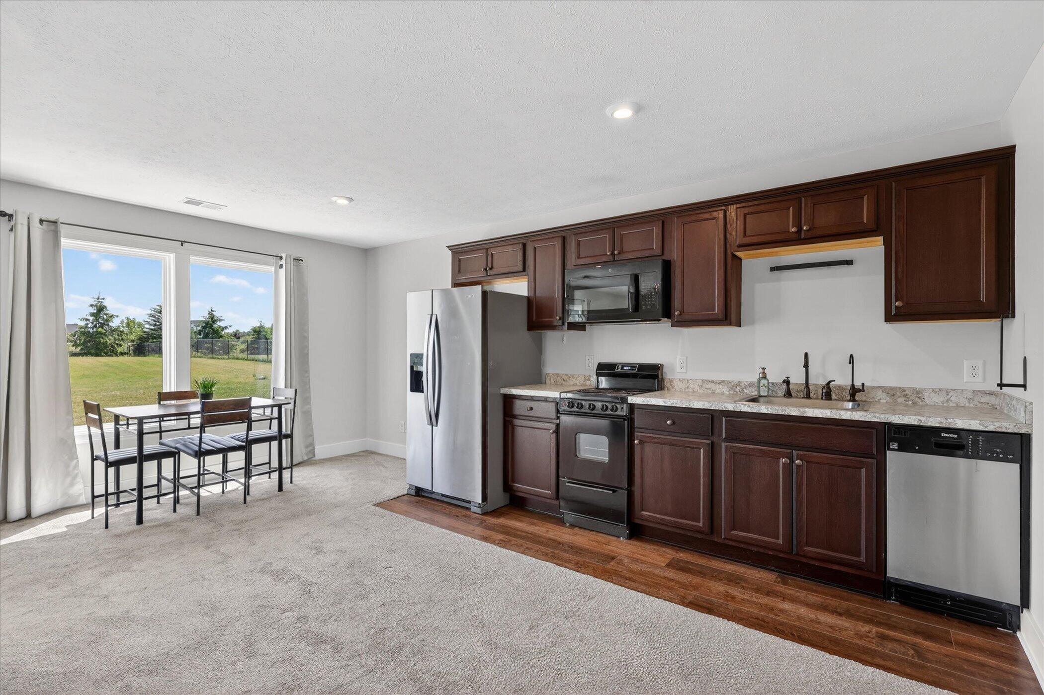 5832 Thornapple River Drive SE Grand Rapids MI 49512