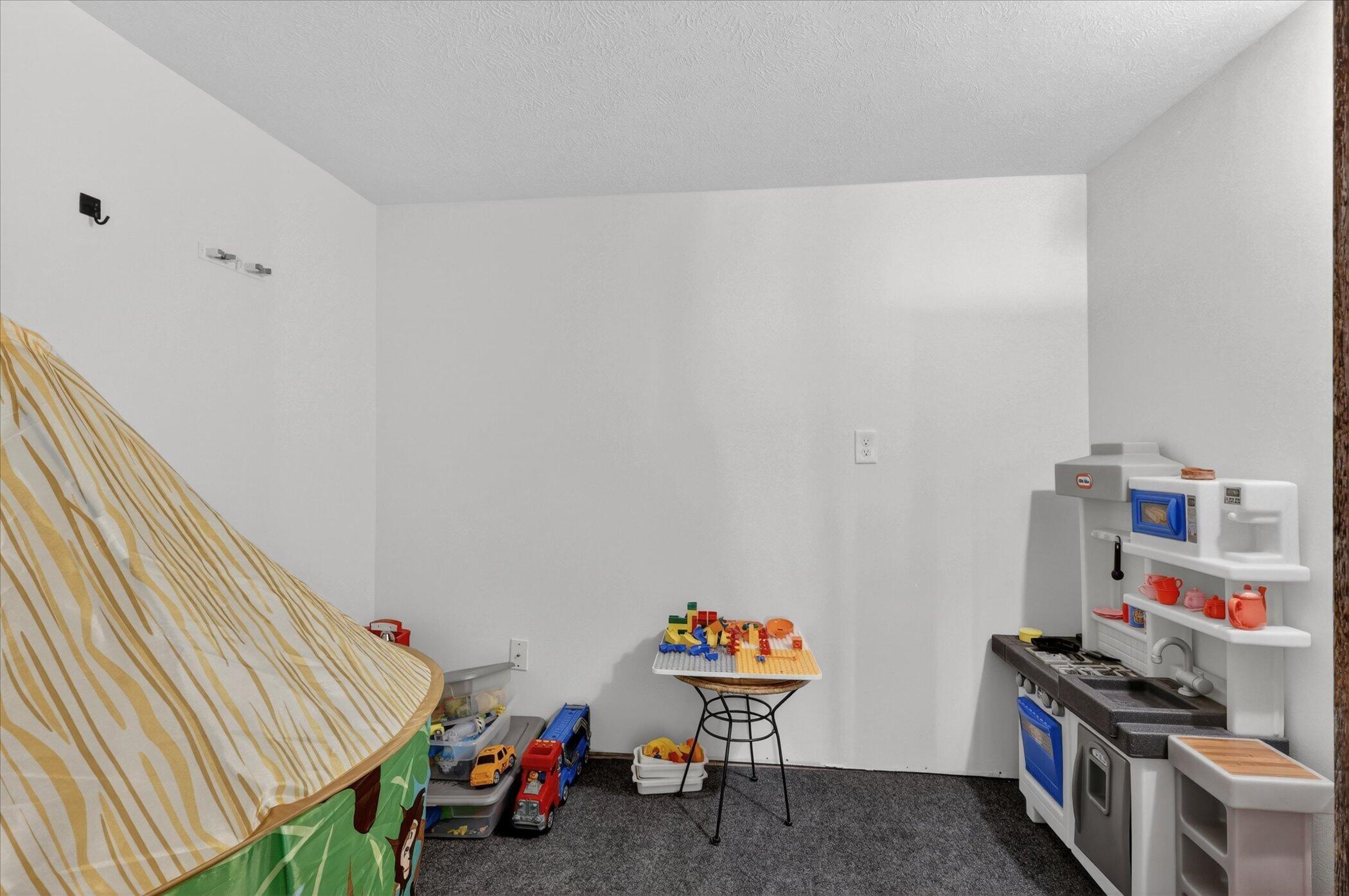 5832 Thornapple River Drive SE Grand Rapids MI 49512