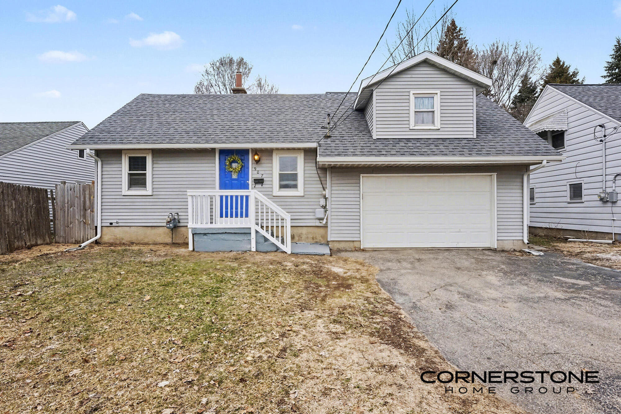 907 Malta Street NE Grand Rapids MI 49503