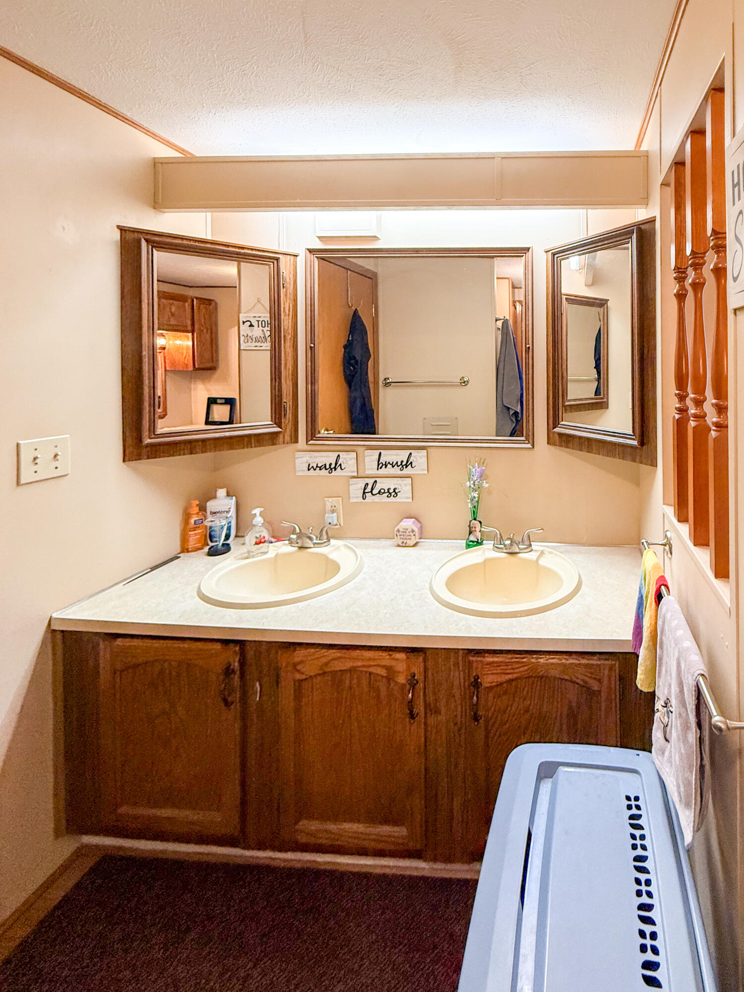 81 Cherry Court Muskegon MI 49445