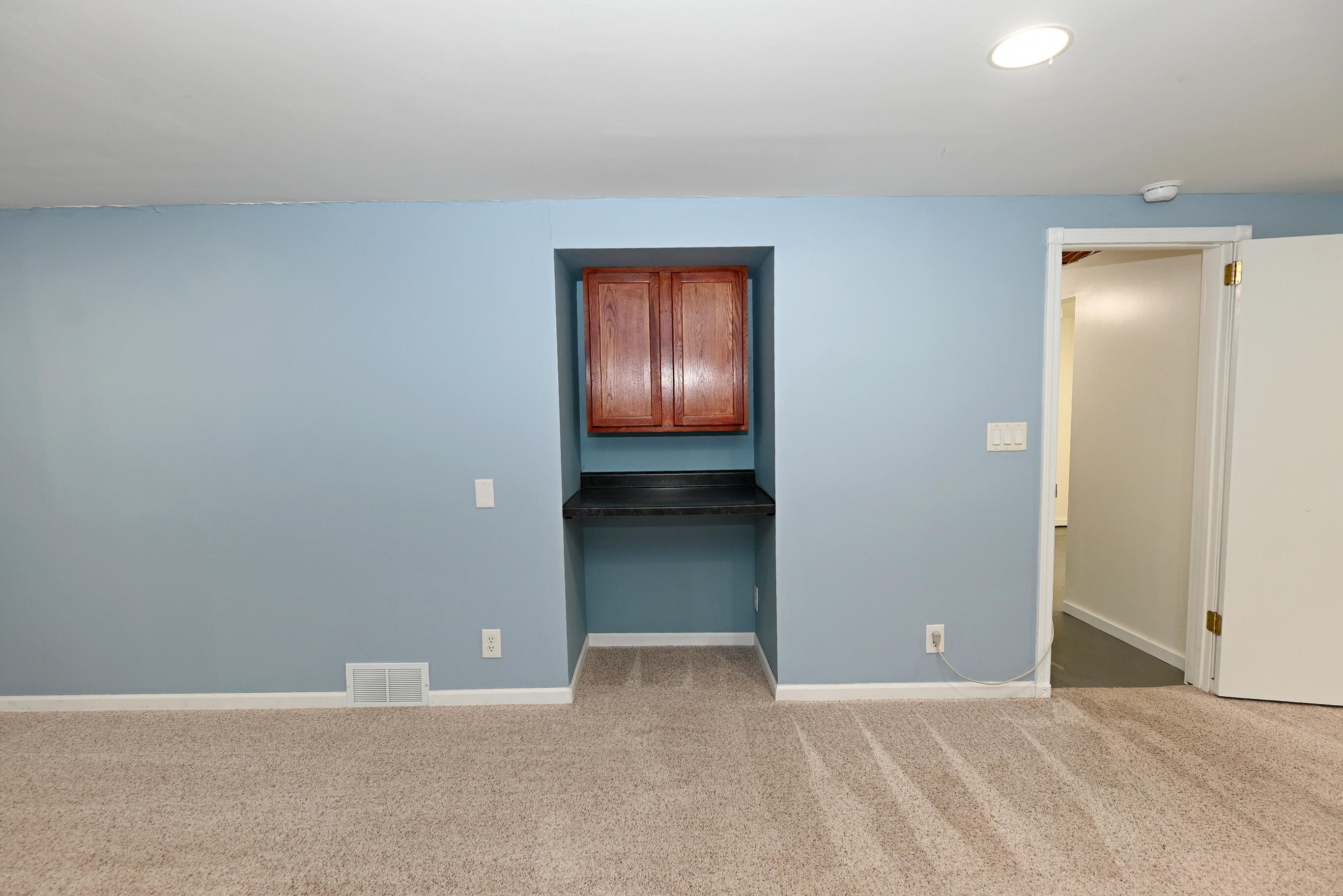 940 Grant Avenue Grand Haven MI 49417