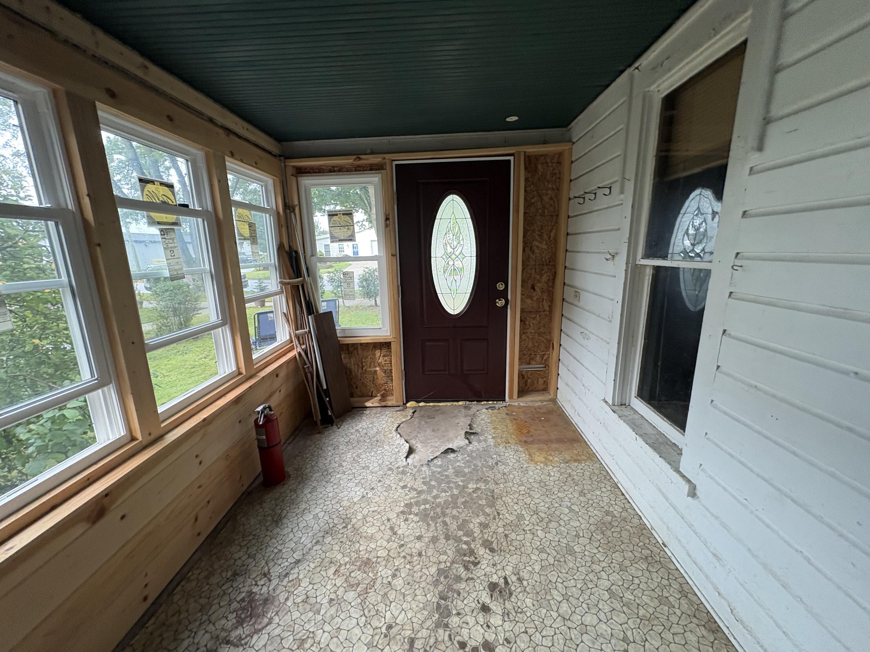253 Pearl Street South Haven MI 49090