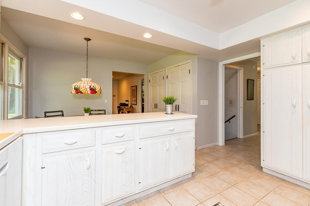 5827 Jacille Avenue Kalamazoo MI 49048