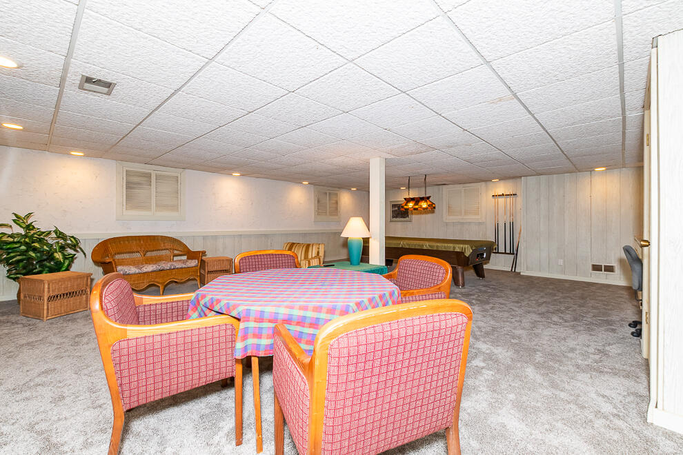 5827 Jacille Avenue Kalamazoo MI 49048