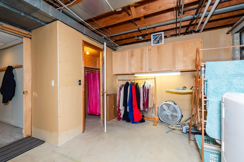 5827 Jacille Avenue Kalamazoo MI 49048