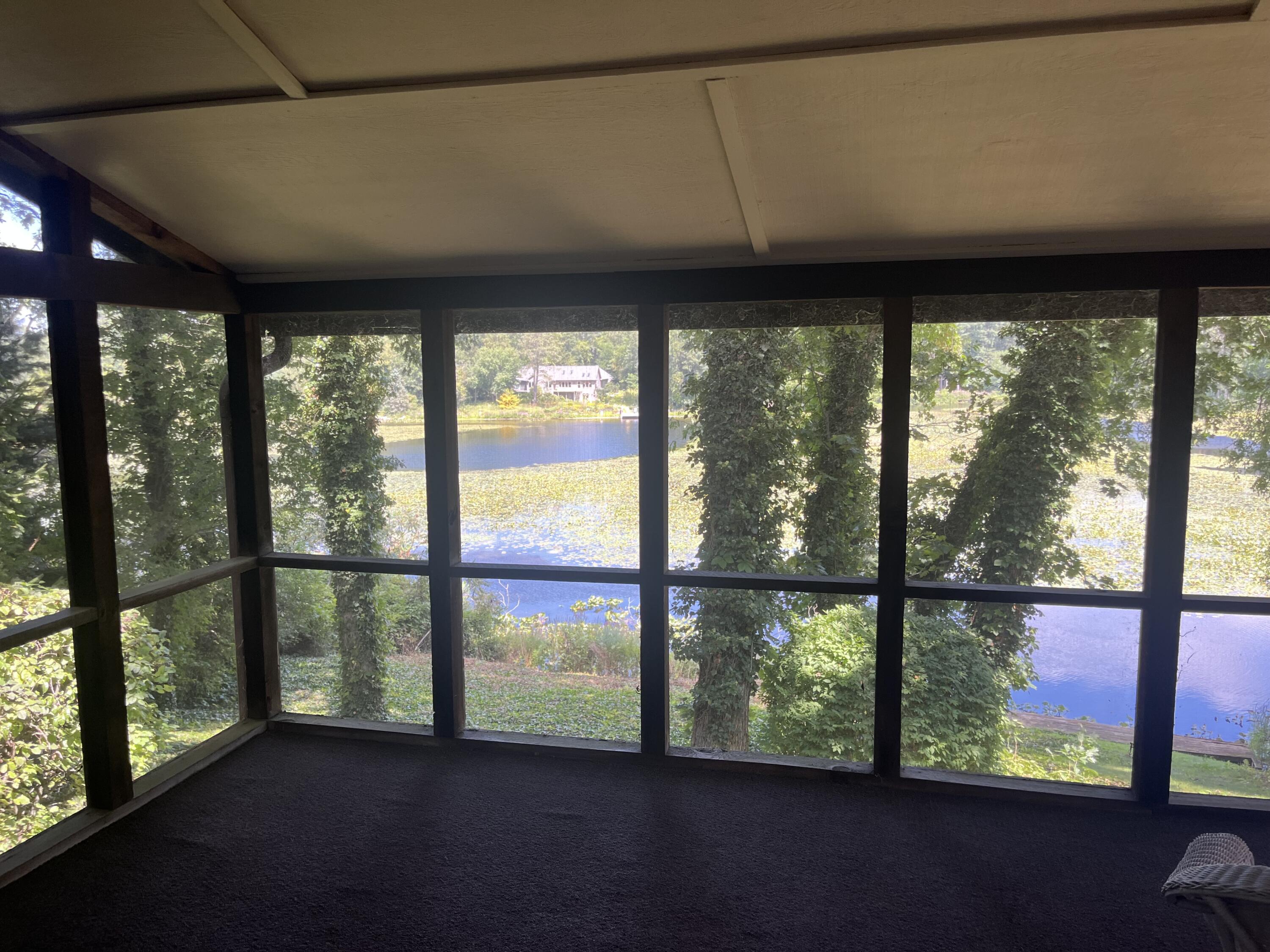 9808 Oak Forest Circle Kalamazoo MI 49009