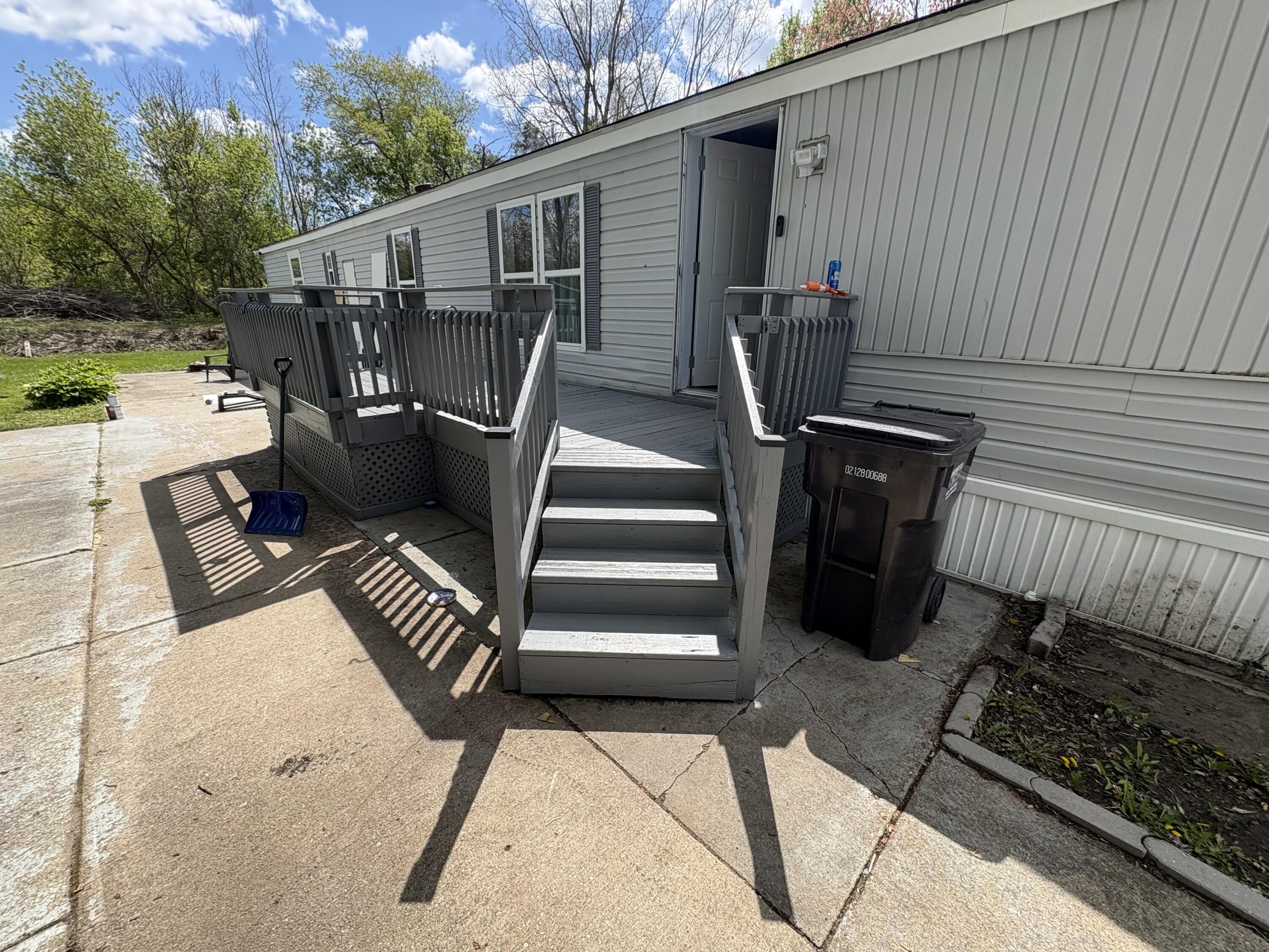 244 Piedmont Drive SE Grand Rapids MI 49548