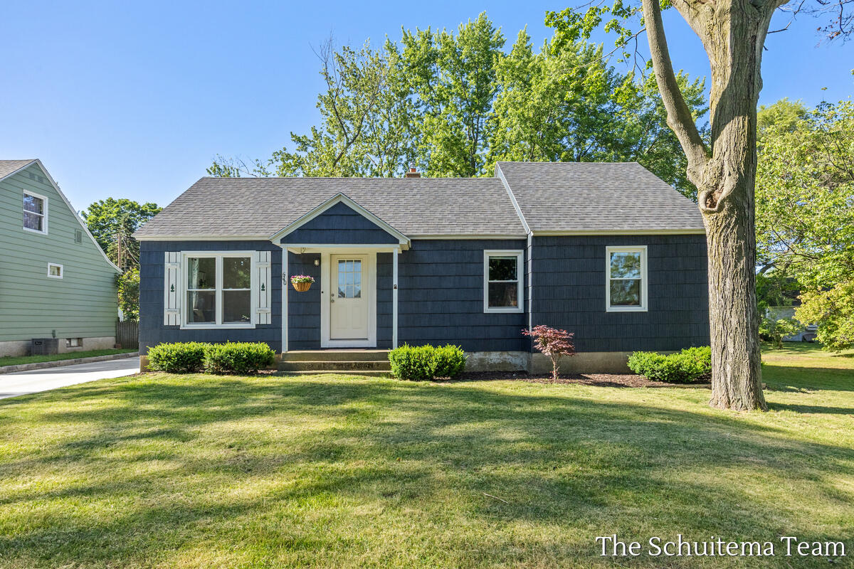 640 E 11th Street Holland MI 49423