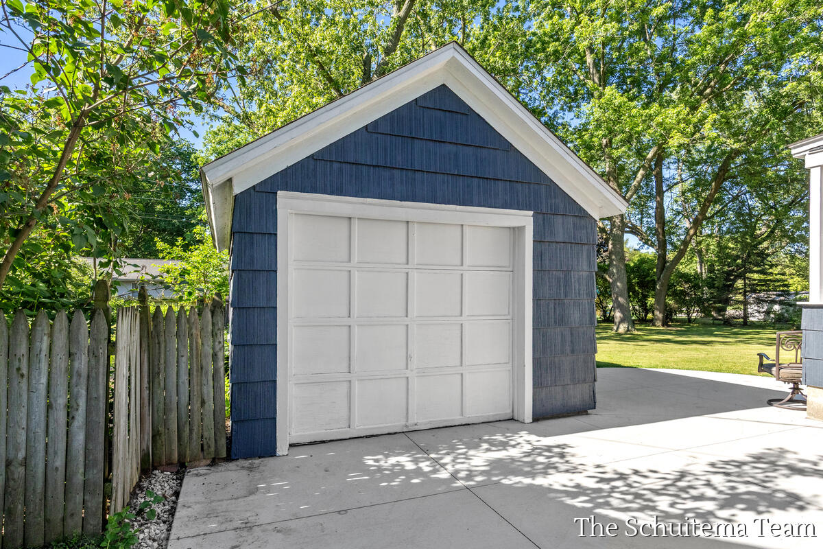 640 E 11th Street Holland MI 49423