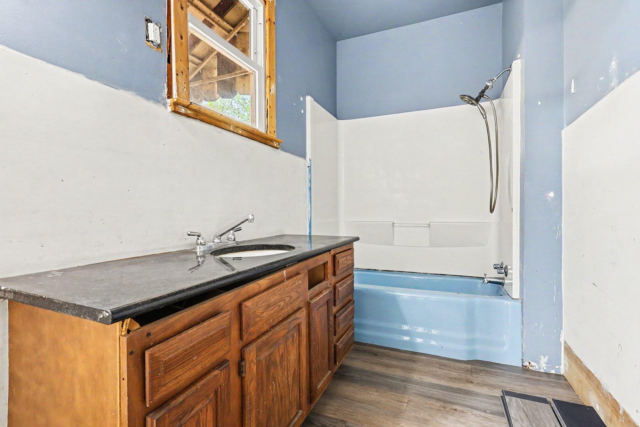 41 SW Gold Avenue SW Grand Rapids MI 49504