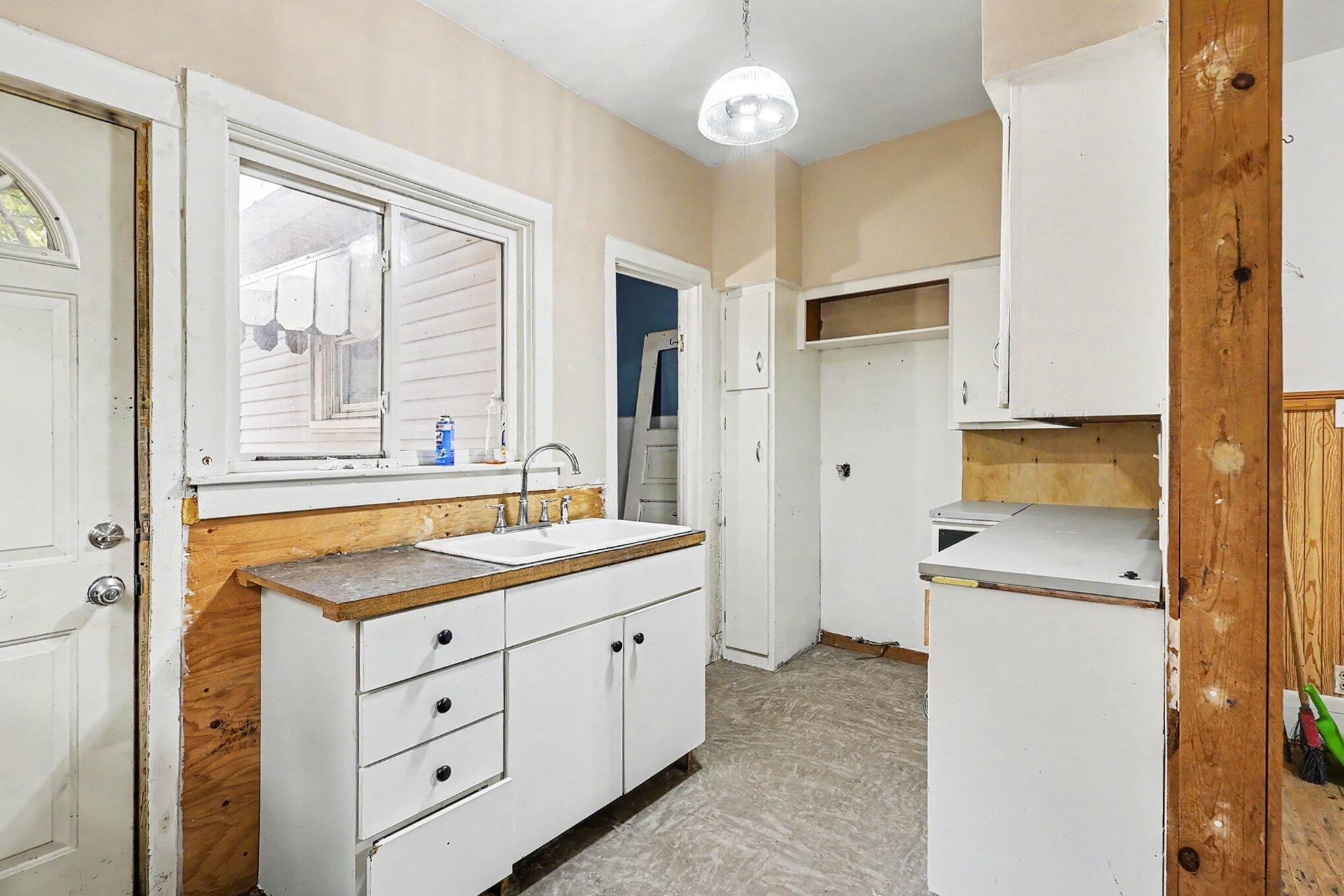 41 SW Gold Avenue SW Grand Rapids MI 49504
