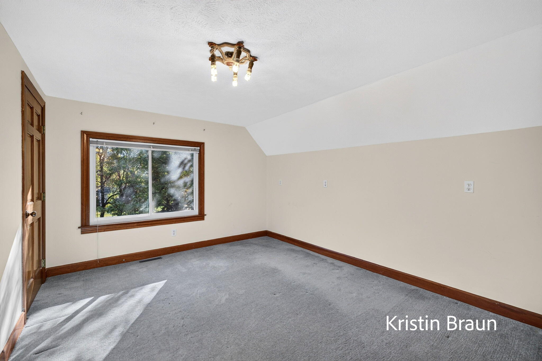 1815 104th Avenue Zeeland MI 49464