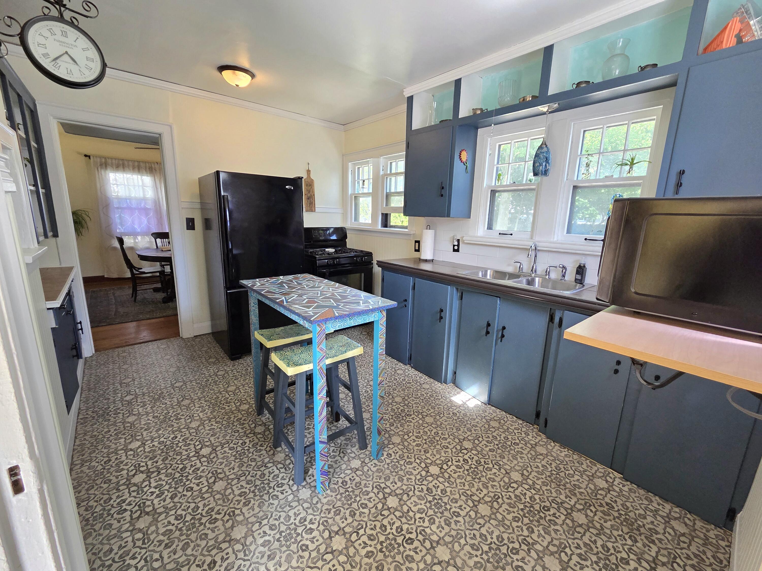 2224 Morton Avenue Muskegon MI 49441