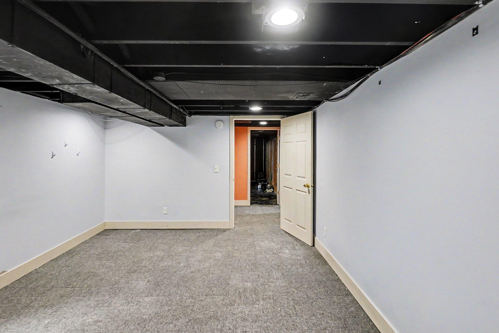 1262 NE Beechwood Street NE Grand Rapids MI 49505
