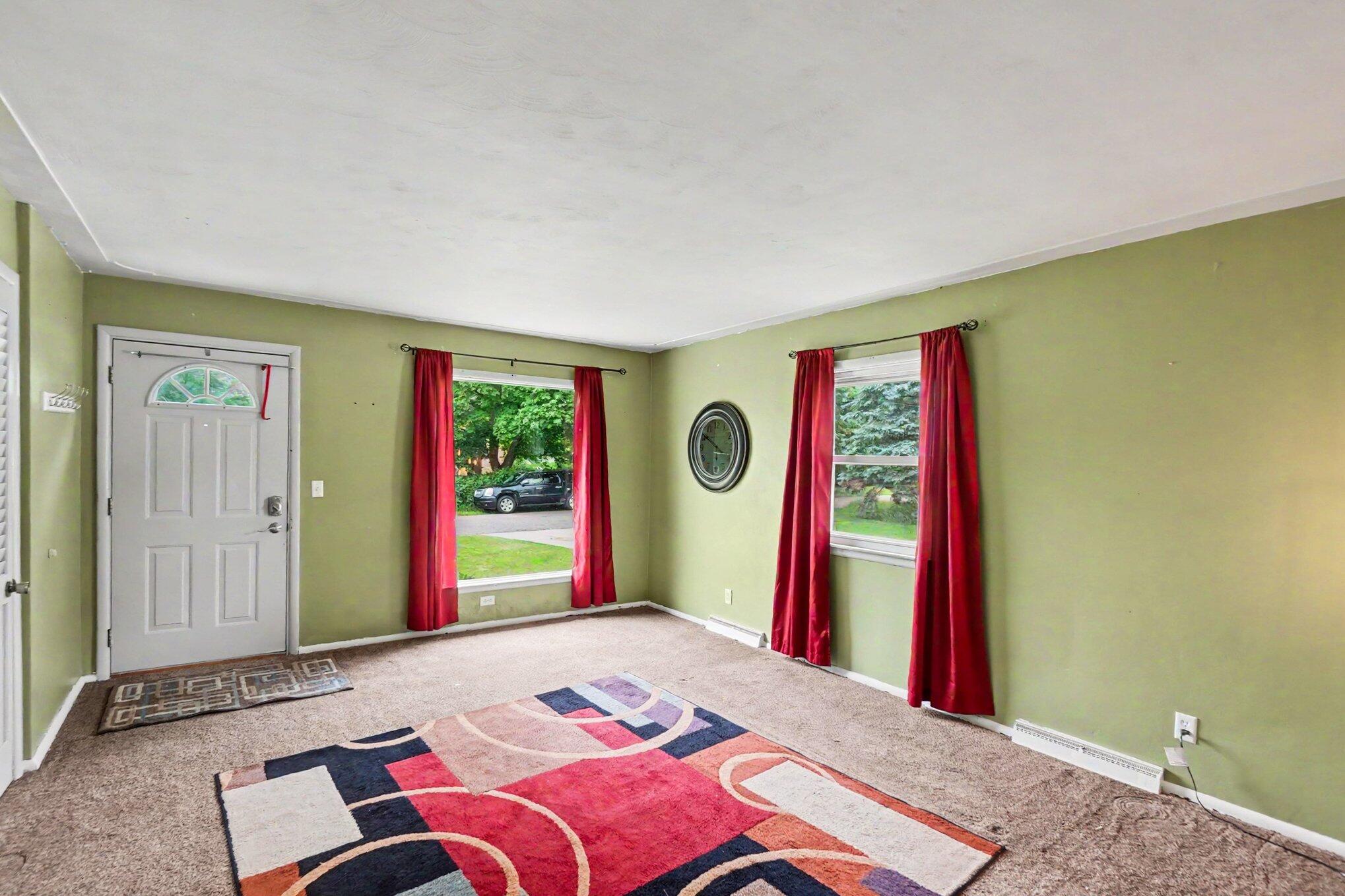 1262 NE Beechwood Street NE Grand Rapids MI 49505