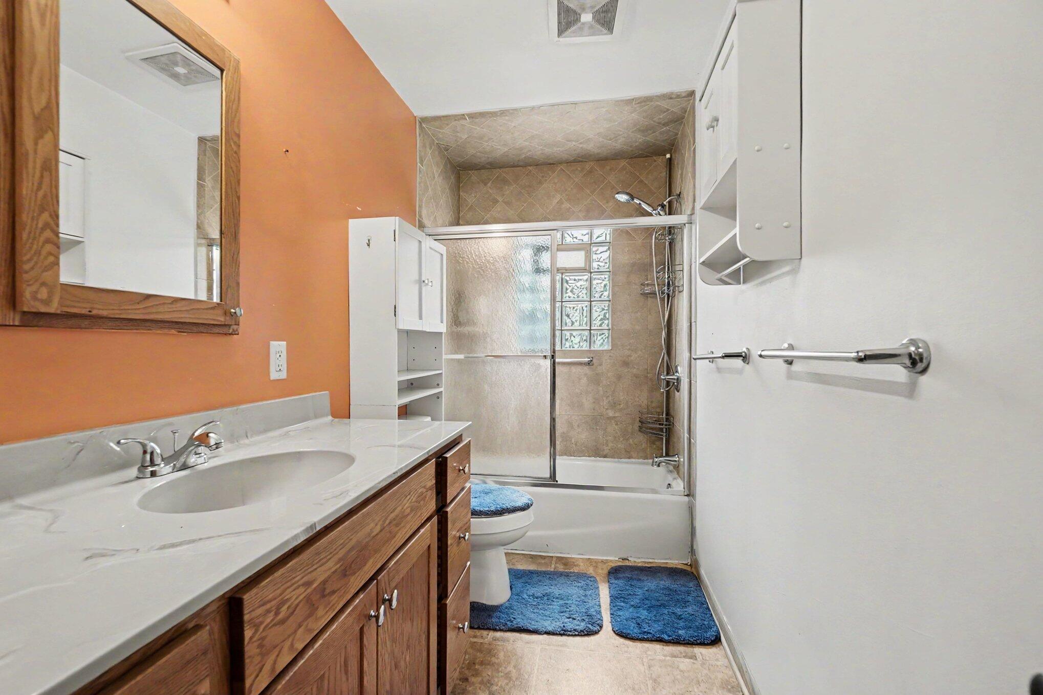 1262 NE Beechwood Street NE Grand Rapids MI 49505