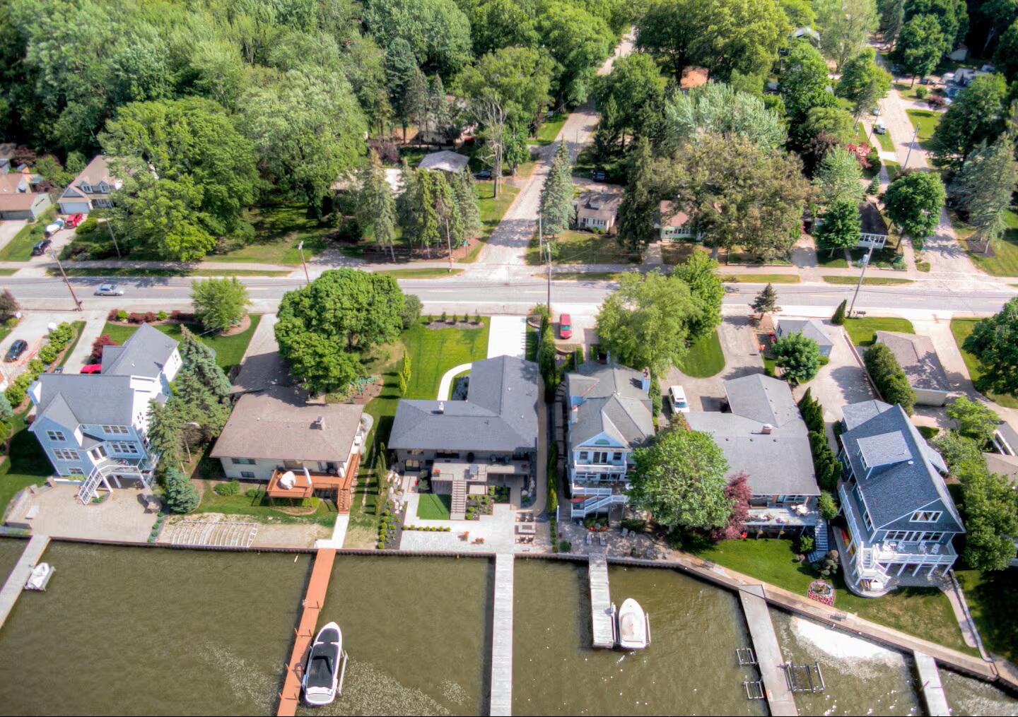 1852 S Shore Drive Holland MI 49423