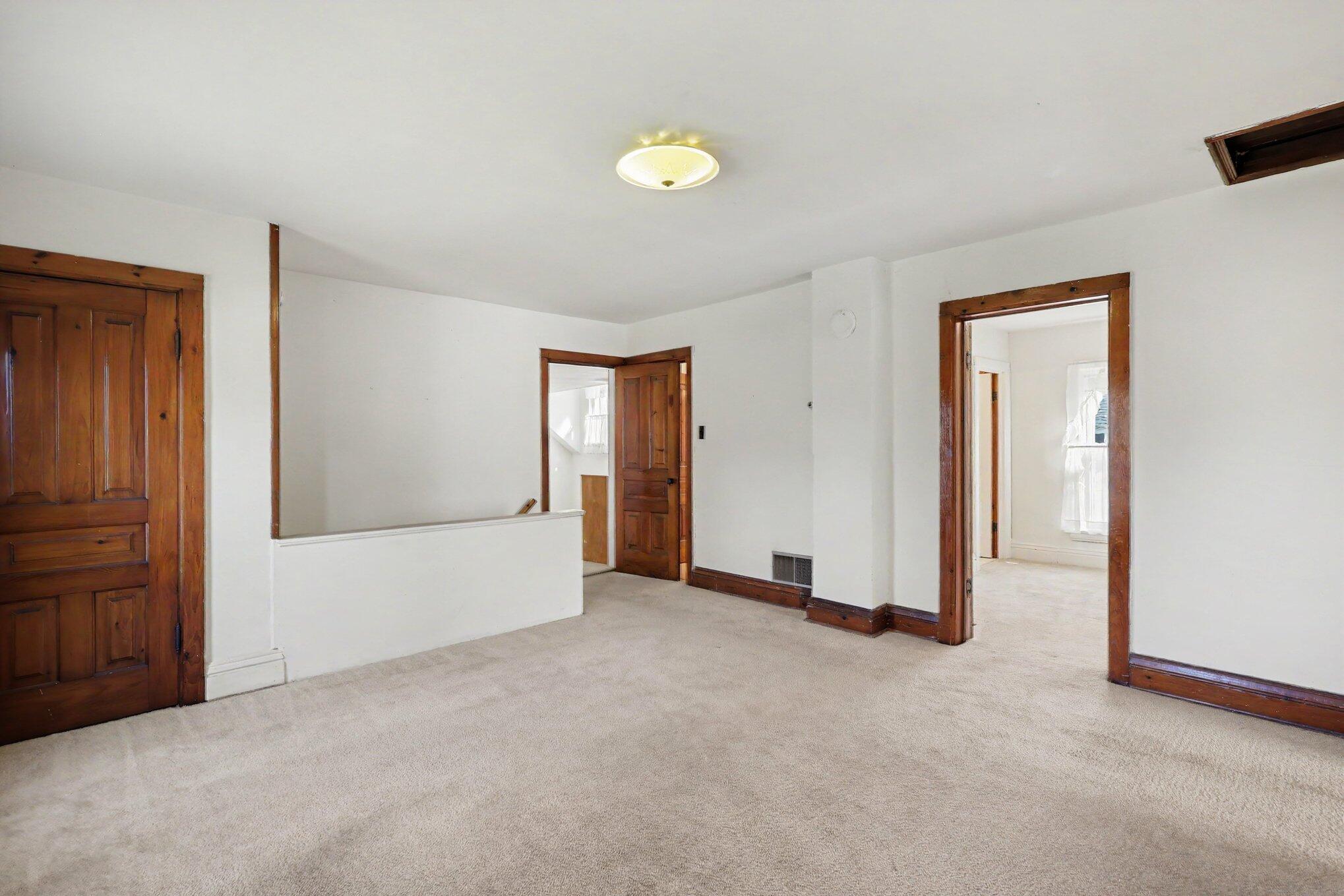 325 E Lincoln Avenue Zeeland MI 49464