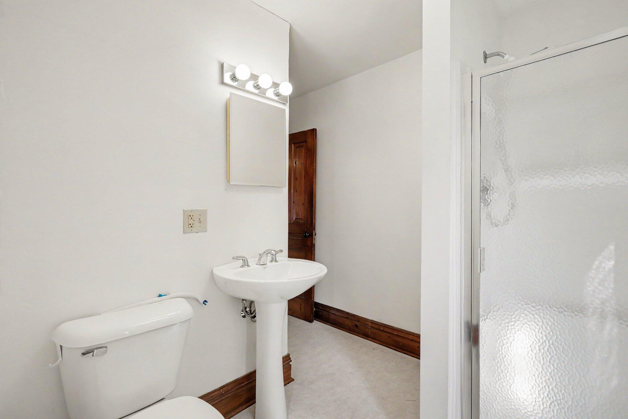 325 E Lincoln Avenue Zeeland MI 49464