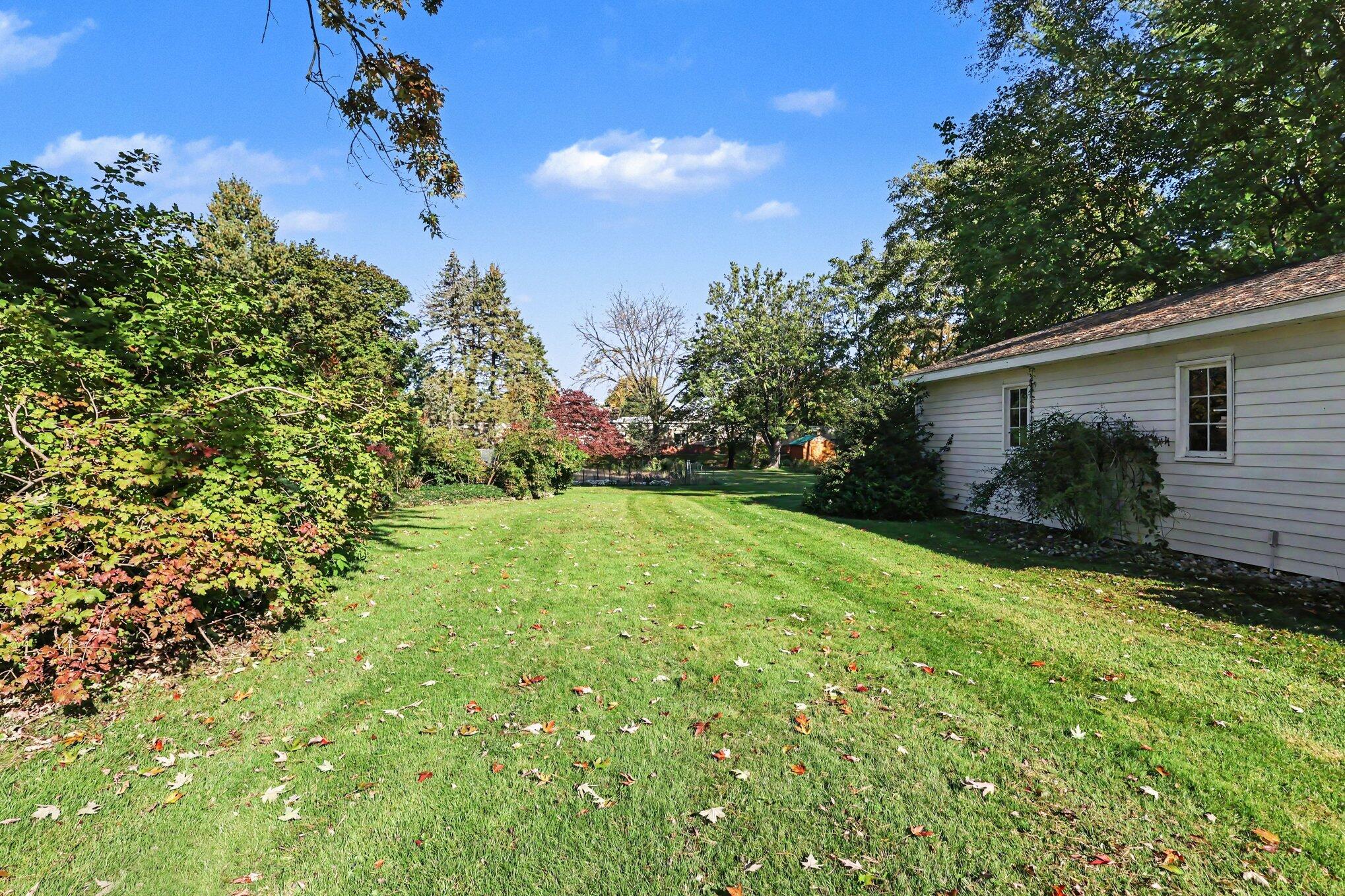 325 E Lincoln Avenue Zeeland MI 49464