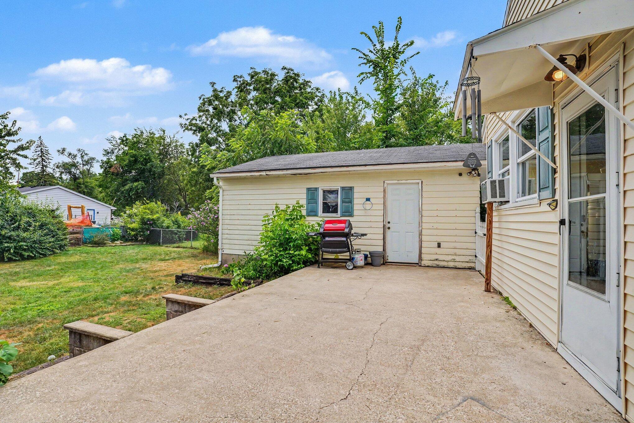 926 Foley Street Kalamazoo MI 49001