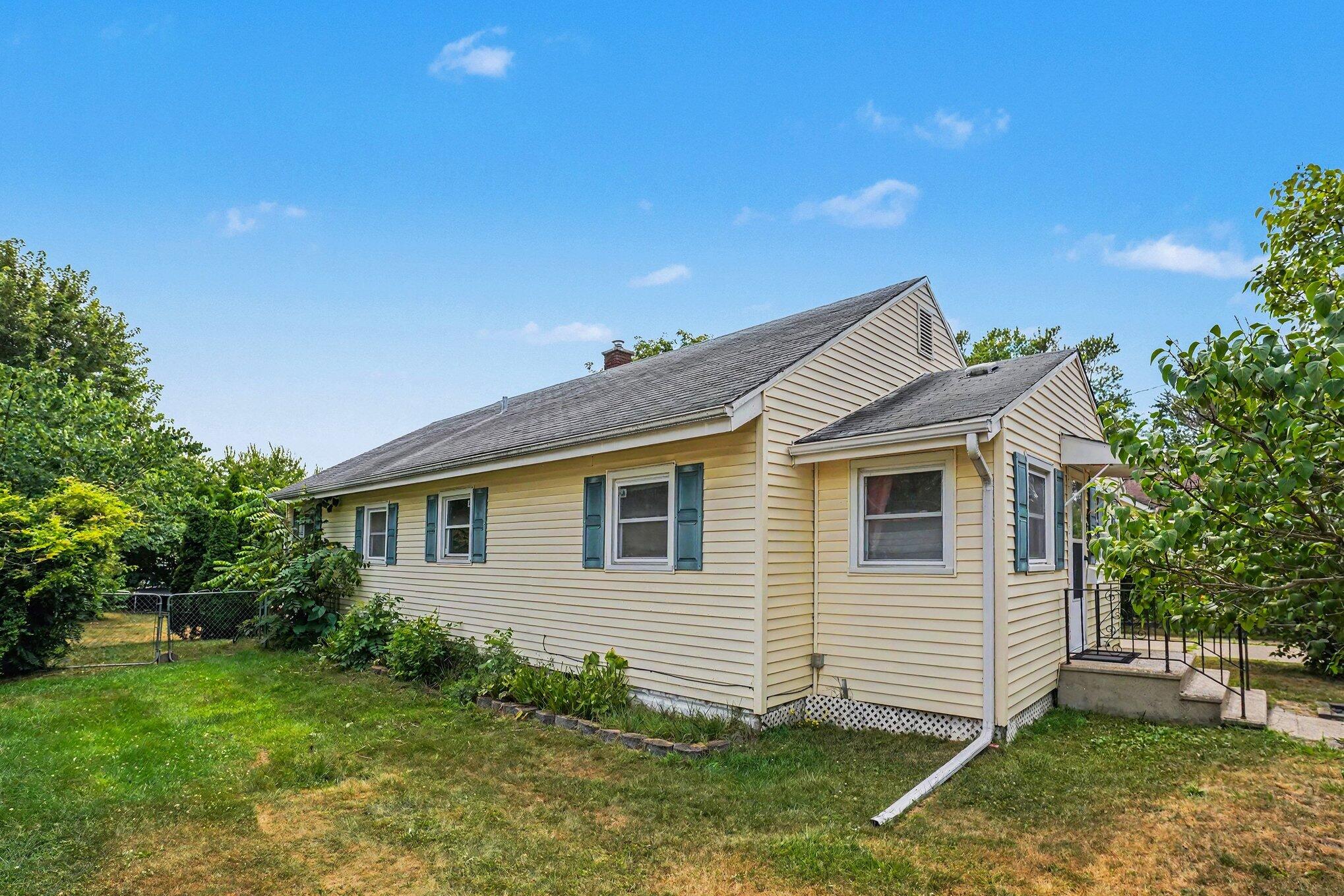 926 Foley Street Kalamazoo MI 49001