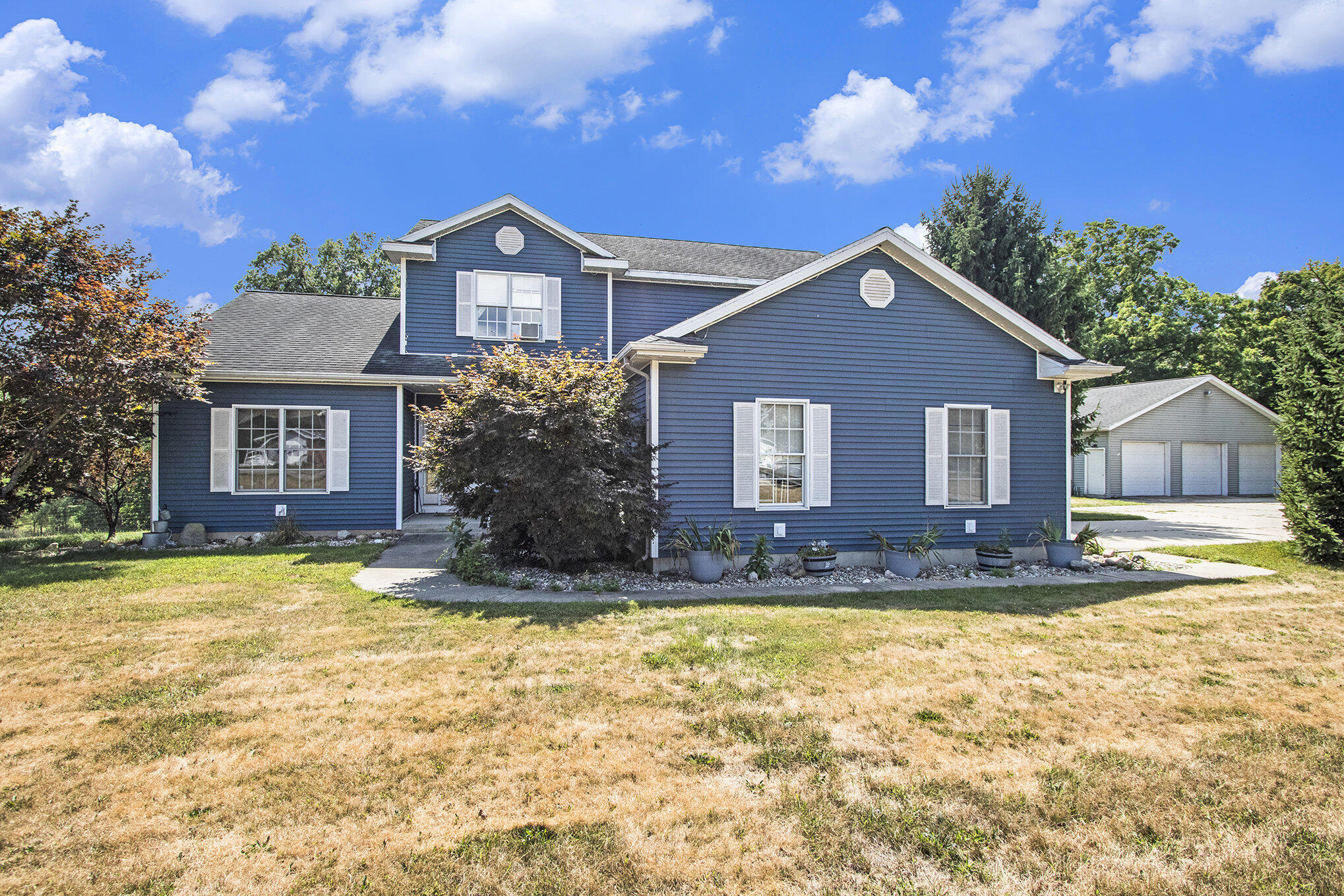 69154 Elkhart Road Edwardsburg MI 49112
