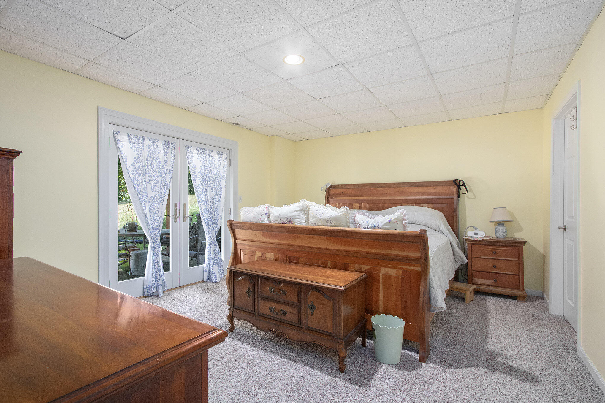 69154 Elkhart Road Edwardsburg MI 49112