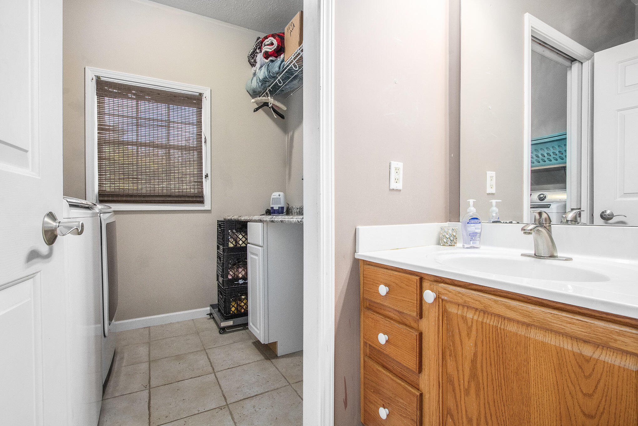 69154 Elkhart Road Edwardsburg MI 49112